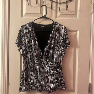 Jones Wear Black and White Zebra Print Blouse